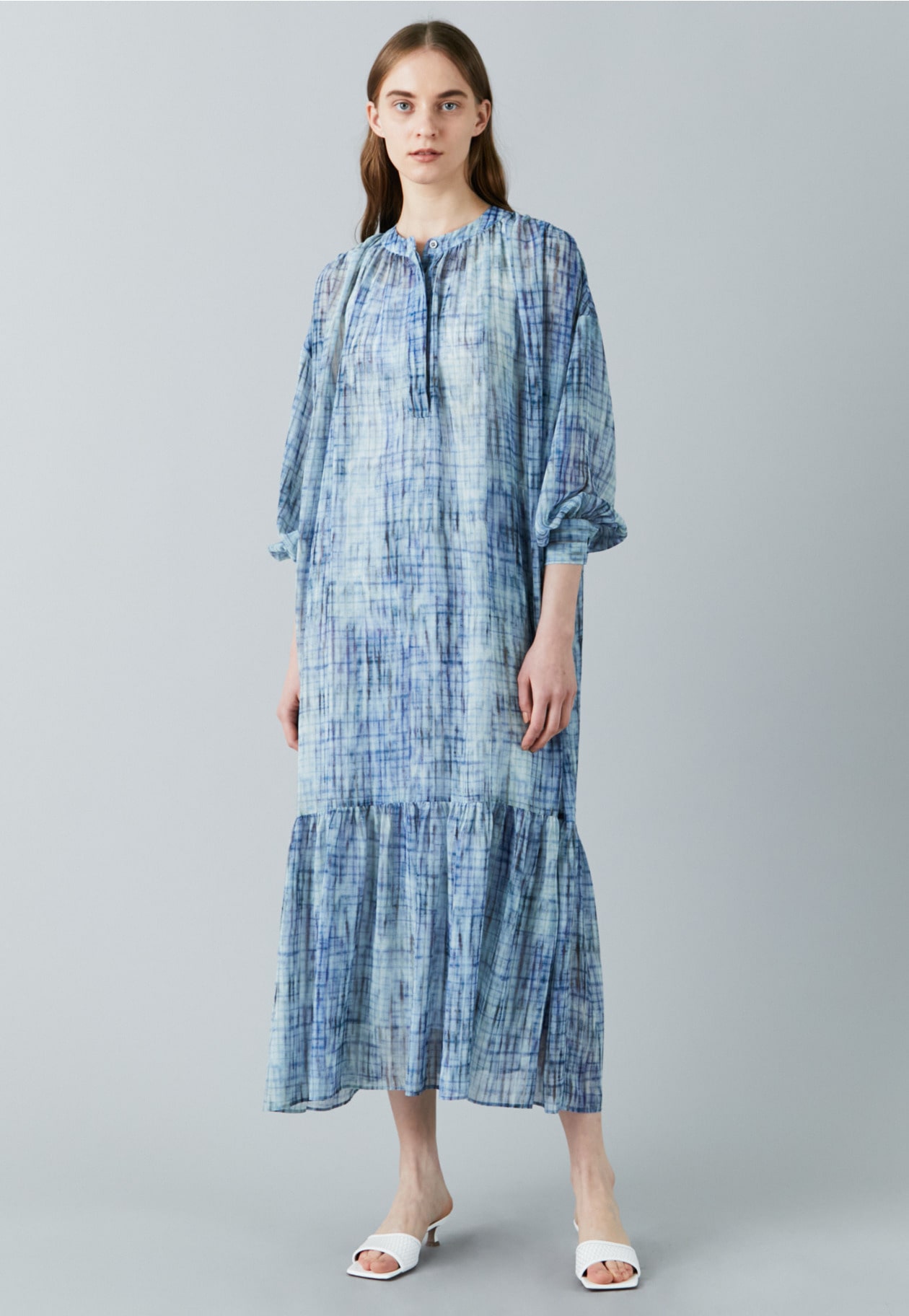 シアーチェックプリントマキシワンピース 1er Arrondissement プルミエ アロンディスモン オフィシャルサイト