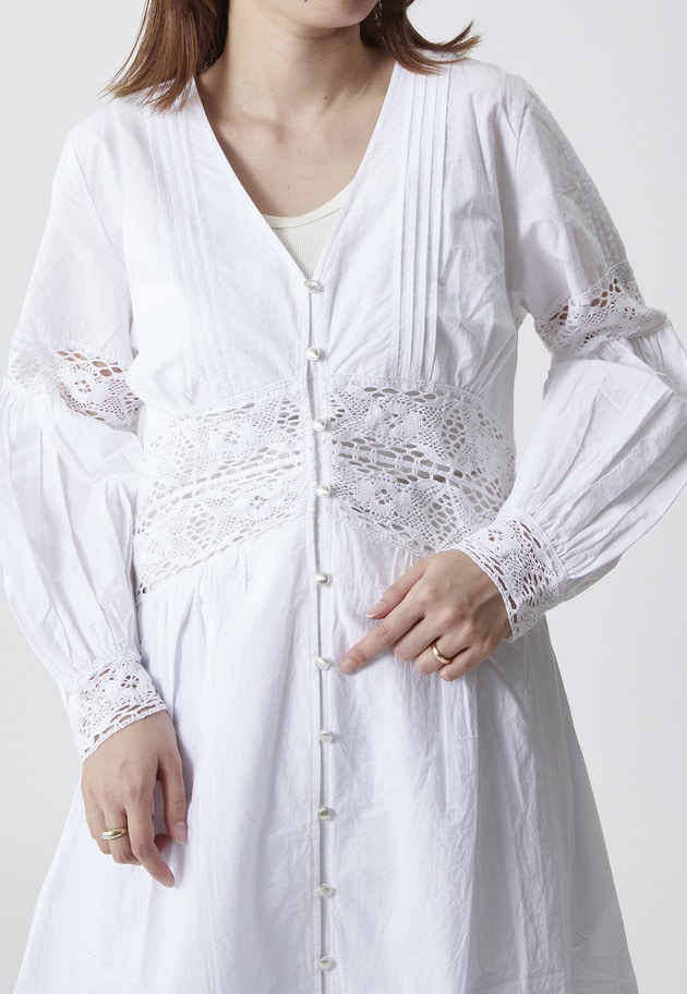 ＜SARA MALLIKA （サラマリカ）＞コットンレースフレアタックドレス 詳細画像 White 5