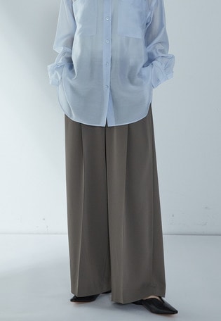 ワンタックストレートワイドパンツ