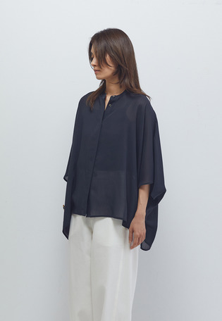 スタンドカラーボイルシャツ