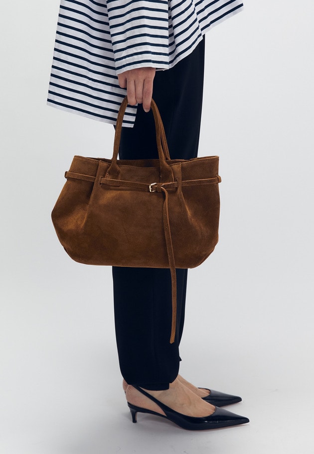 ＜CHRISTIAN VILLA（クリスチャンヴィラ）＞ハンドバッグ 詳細画像 Camel 1