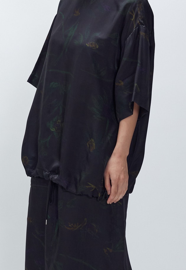 ＜near.nippon (ニアー ニッポン)＞ボタニカルプリント　オーバーTシャツ 詳細画像 Black 3