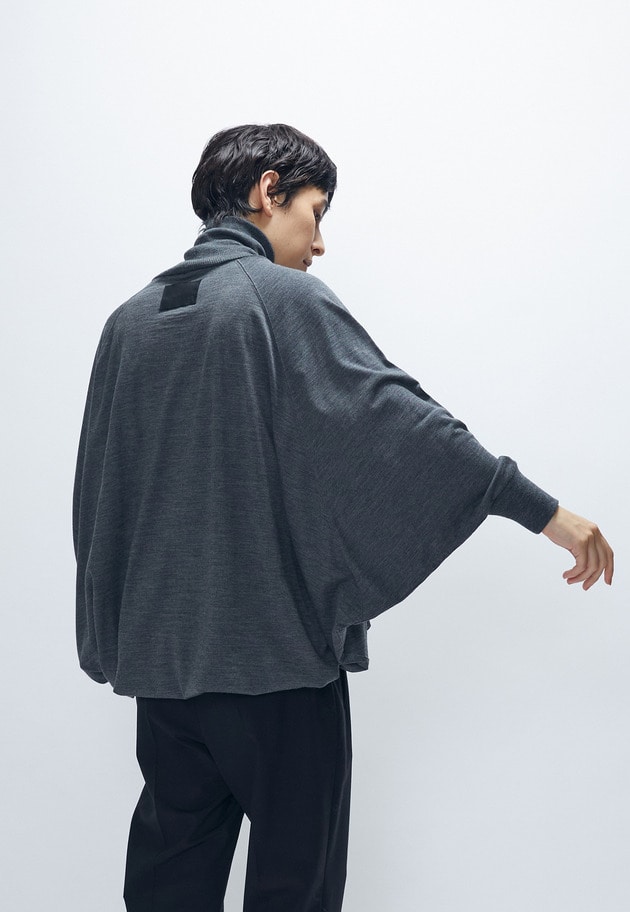 【WEB限定カラーあり】＜COGTHEBIGSMOKE (コグ ザ ビッグ スモーク)＞“MATILDAPOLLO NECK”トップス 詳細画像 WEB限定 Dark gray 3