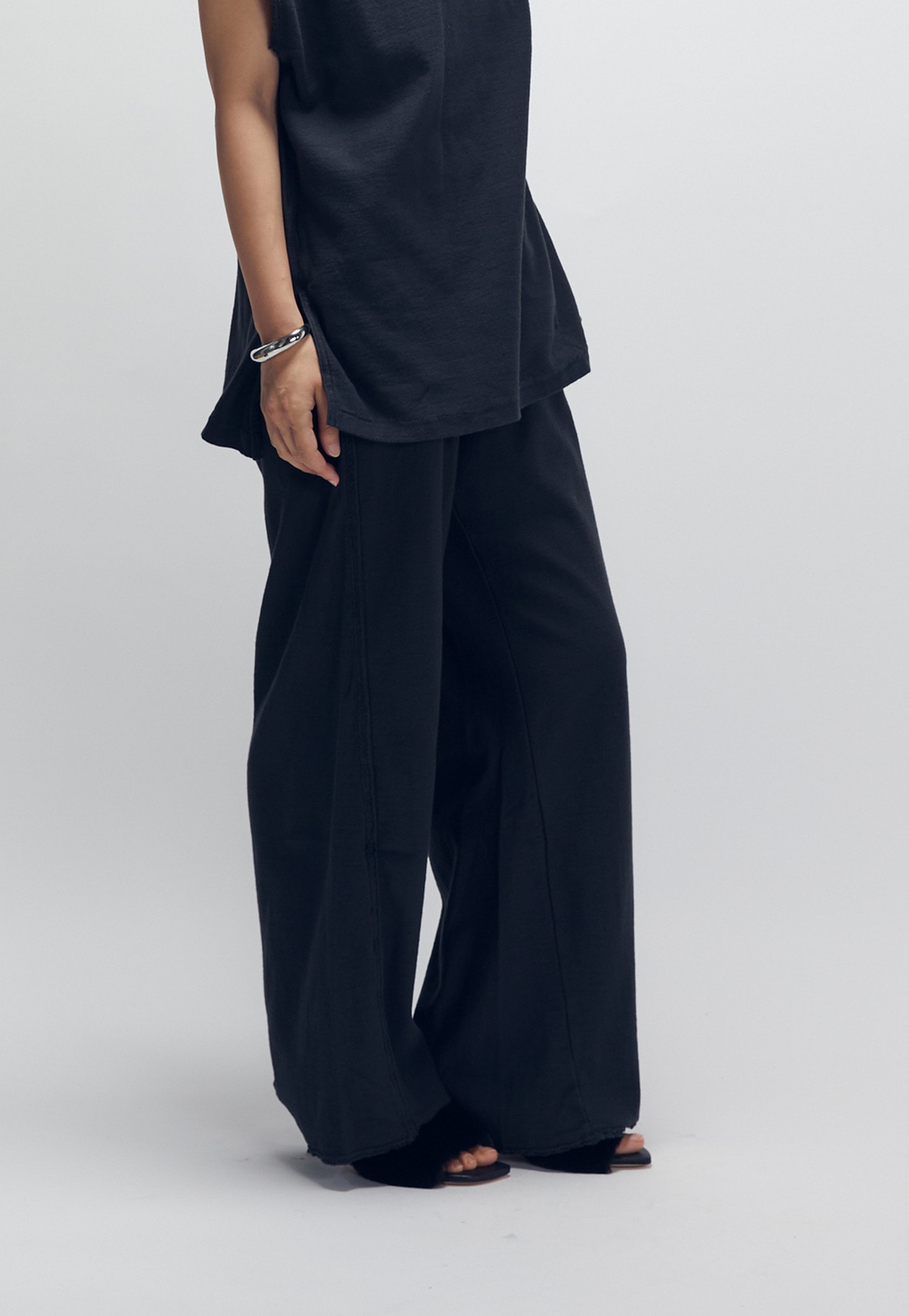 モラビトプルミエ　ネイビーパンツ モラビトプルミエ ネイビーパンツ 株式会社キング - KING CO