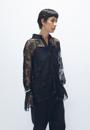 レースブラウス