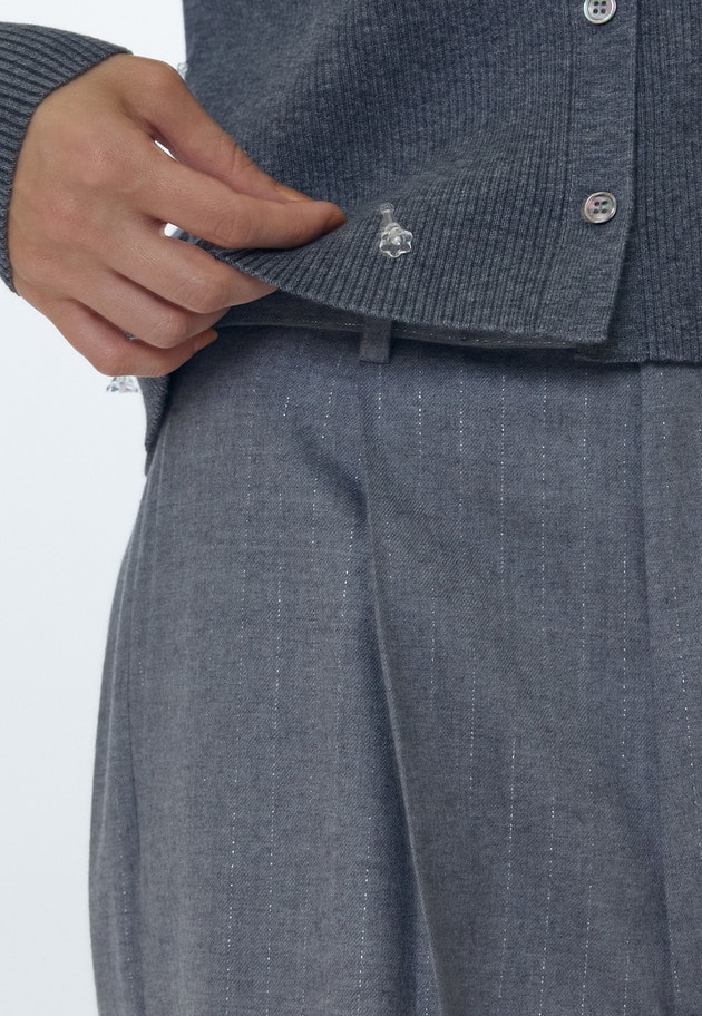 ラメストライプテーパードパンツ 詳細画像 Light gray 4