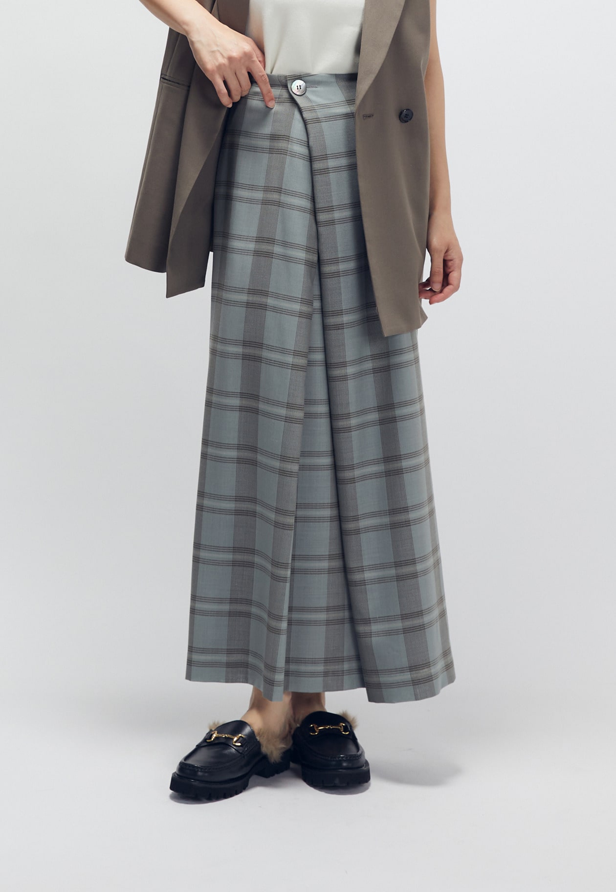 １er arrondissement 麻　スカート　濃紺　新品タグつき 予約】タフタスカート】｜1er Arrondissement（プルミエ アロン