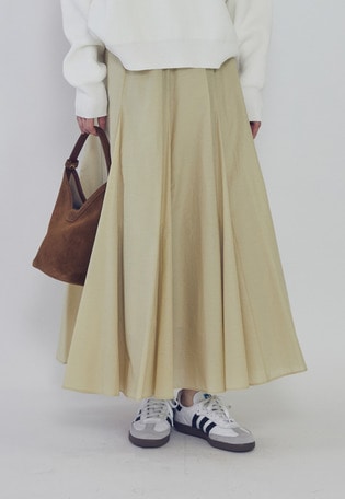 タフタボリュームスカート