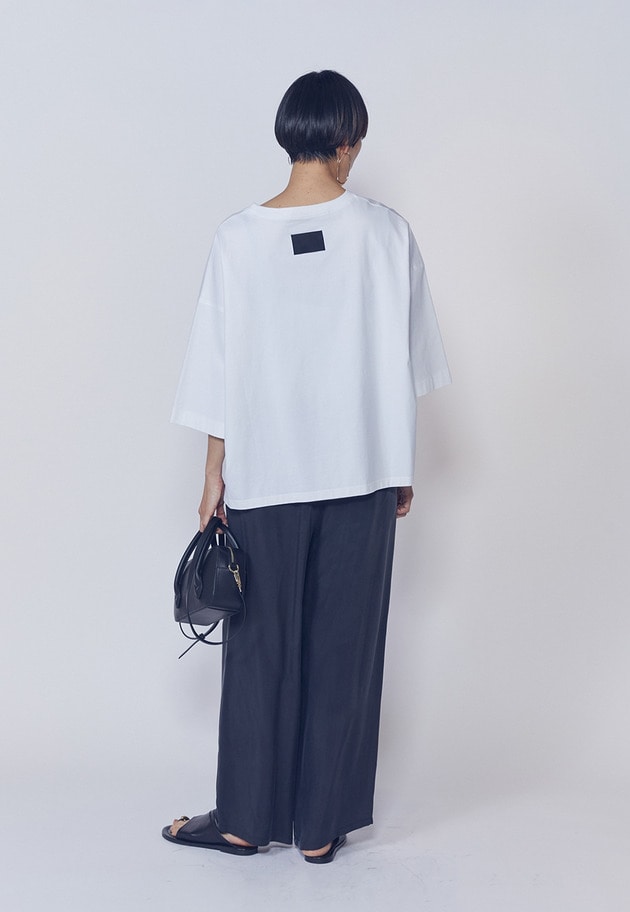 ＜COGTHEBIGSMOKE (コグ ザ ビッグ スモーク)＞&ldquo;NOELLA&rdquo;Tシャツ 詳細画像 Offwhite 12