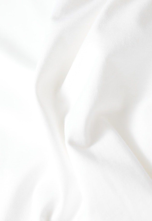 ＜COGTHEBIGSMOKE (コグ ザ ビッグ スモーク)＞&ldquo;NOELLA&rdquo;Tシャツ 詳細画像 Offwhite 20