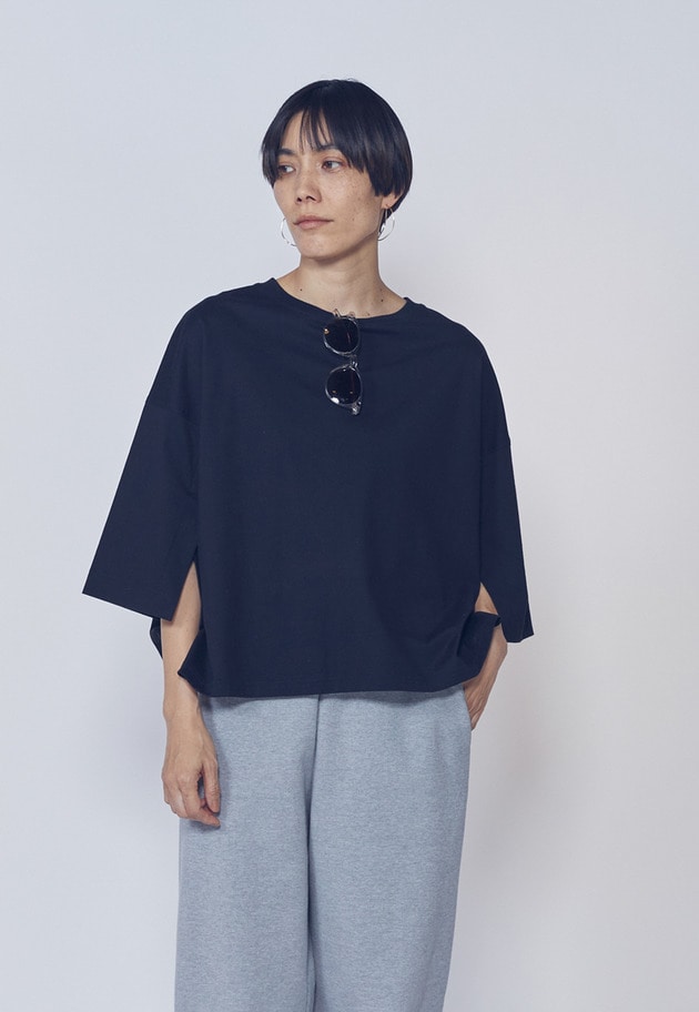 【予約・WEB限定】＜COGTHEBIGSMOKE (コグ ザ ビッグ スモーク)＞&ldquo;NOELLA&rdquo;Tシャツ 詳細画像 Black 2