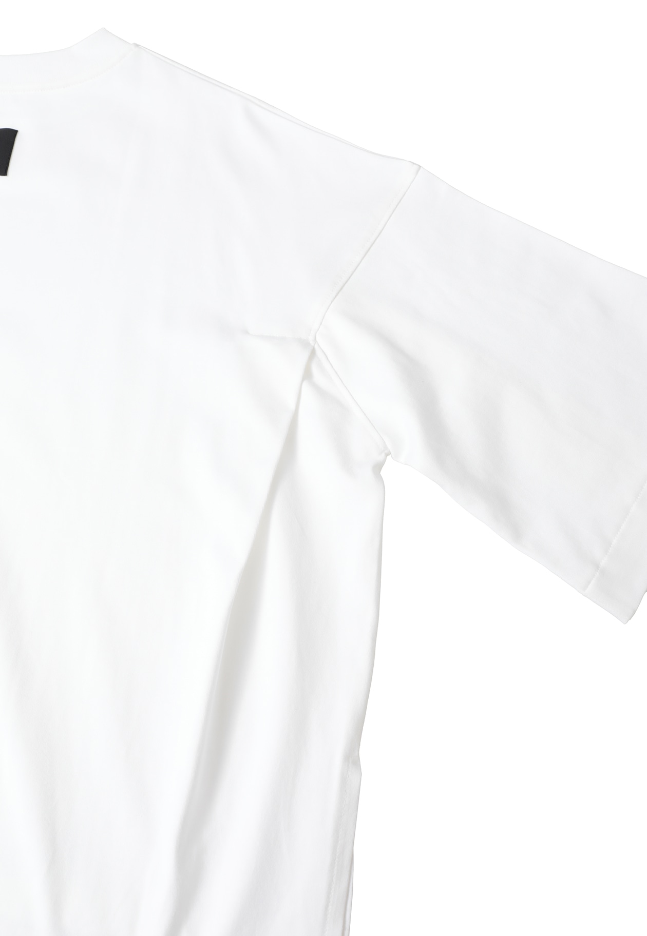 COGTHEBIGSMOKE コグザビッグスモーク Tシャツ　ナチュラル　白 COGTHEBIGSMOKE (コグ ザ ビッグ スモーク)＞“NOELLA”T