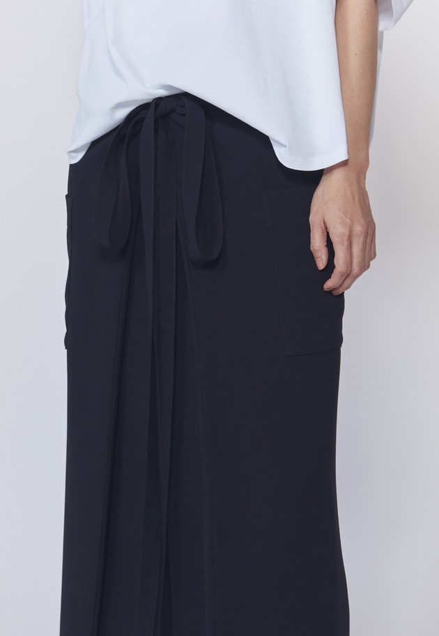 【予約・WEB限定】＜COGTHEBIGSMOKE (コグ ザ ビッグ スモーク)＞&ldquo;MINA&rdquo;ダブルラップスカート 詳細画像 Black 4