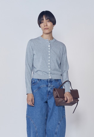 コンパクトボタンカーディガン