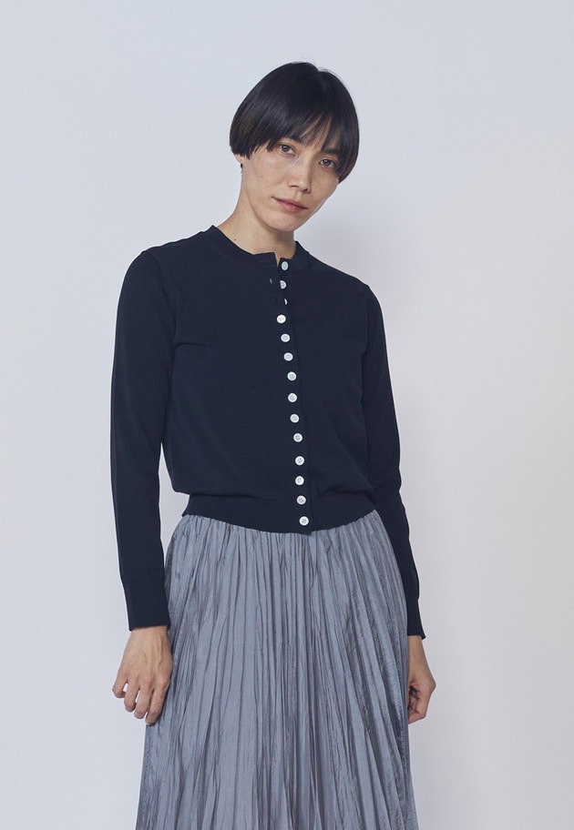 コンパクトボタンカーディガン 詳細画像 Black 1