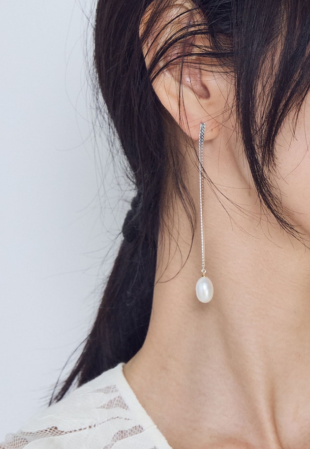 ＜YVETTE（イヴェット）＞スネークチェーンパールピアス(片耳) 詳細画像 Silver 2