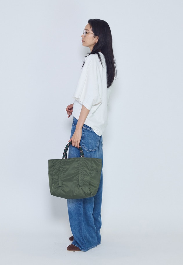 【予約】＜AGOLDE （エーゴールド―イー）＞ショルダーカットTシャツ 詳細画像 White 9